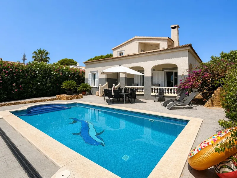 Villa with ETV license for 8 people: a unique investment opportunity in Cala Pi — photo 1
