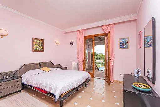 Santa Ponsa, large villa in the residential area of Nova Santa Ponsa — photo 10