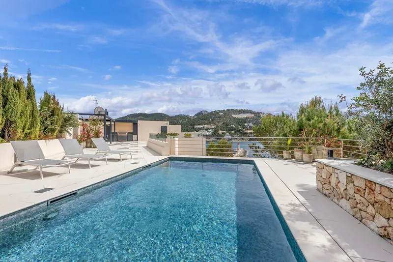 First Sea Line Mallorca – Penthouse with Pool, Terrace and Beach Access — photo 7