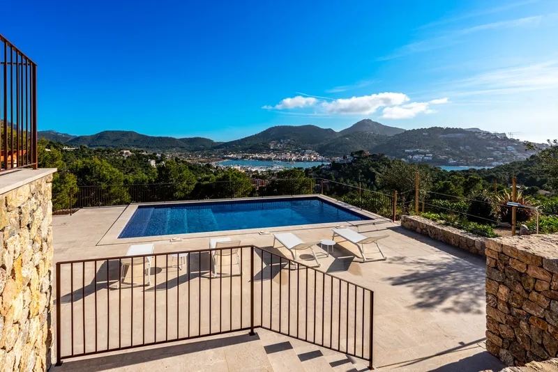 Unique estate with harbour views — photo 2