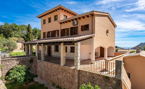 Spectacular house with swimming pool in Valldemossa — photo 1