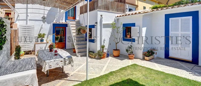 Renovated townhouse in S'Arraco with garden and pool in the southwest of Mallorca — photo 6