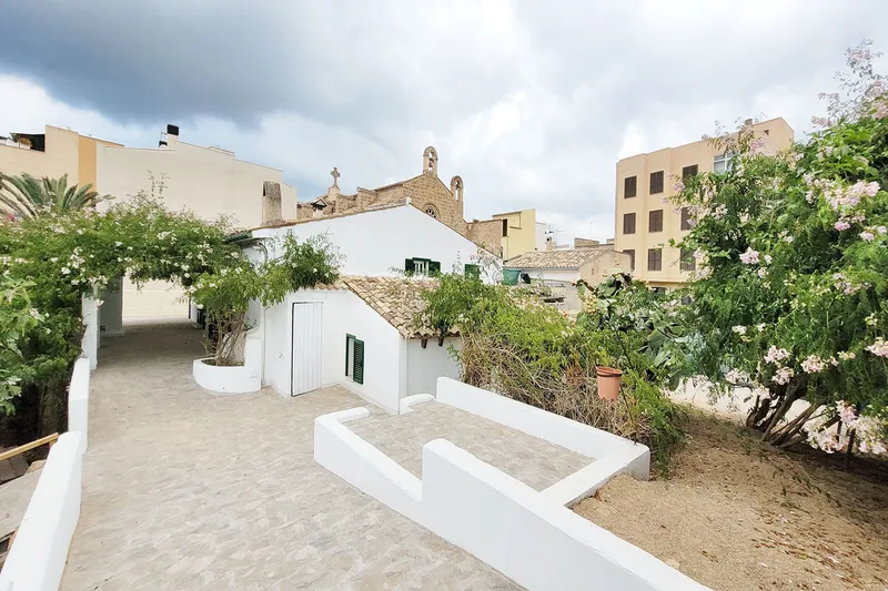Majorcan finca in the heart of Port Andratx for rent — photo 1
