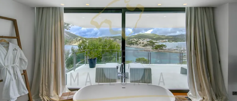 Modern villa in Camp de Mar with sea access and vacation rental license — photo 4