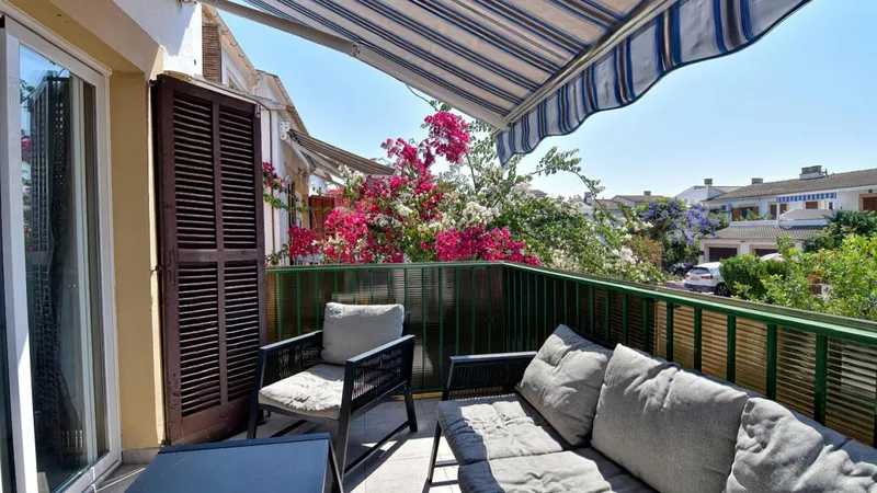 Portals Nous - 3 Bedroom Reformed Townhouse Close To The Village — photo 1