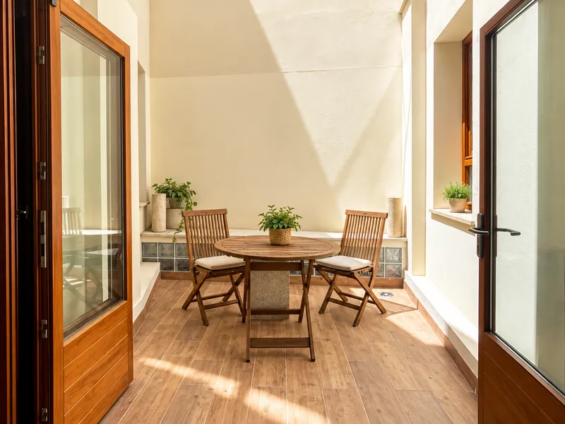 Apartment with private patio, one bedroom, New Courthouse area, Palma Old Town — photo 11