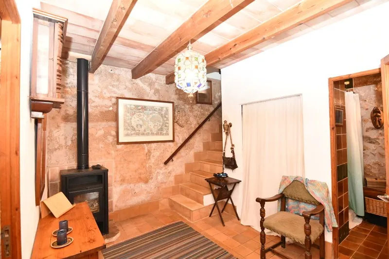 Cozy semi-detached country house on a quiet plot 800 meters from Santanyí — photo 5