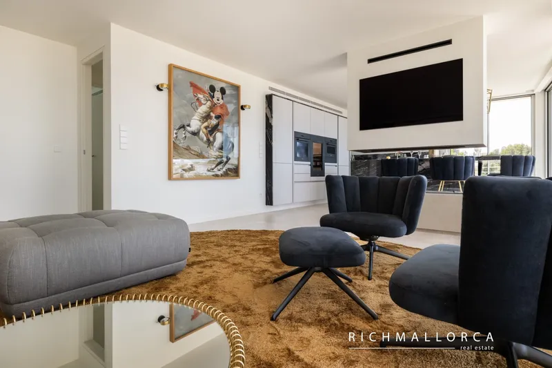 Avantgarde penthouse with infinity pool and exclusive finishing — photo 8