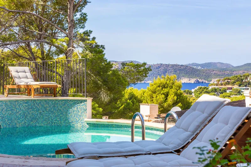Mediterranean villa with spectacular views — photo 2