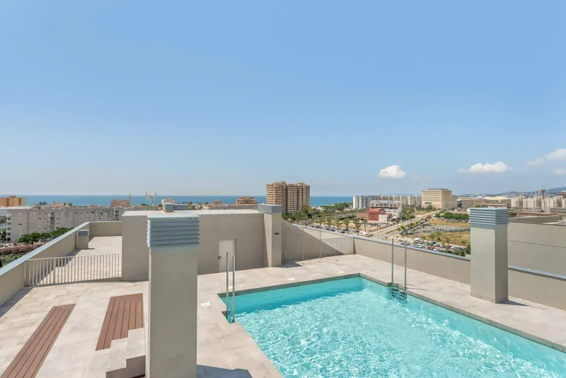 102 m² apartment with 3 rooms, 2 bathrooms and pool for sale — photo 1