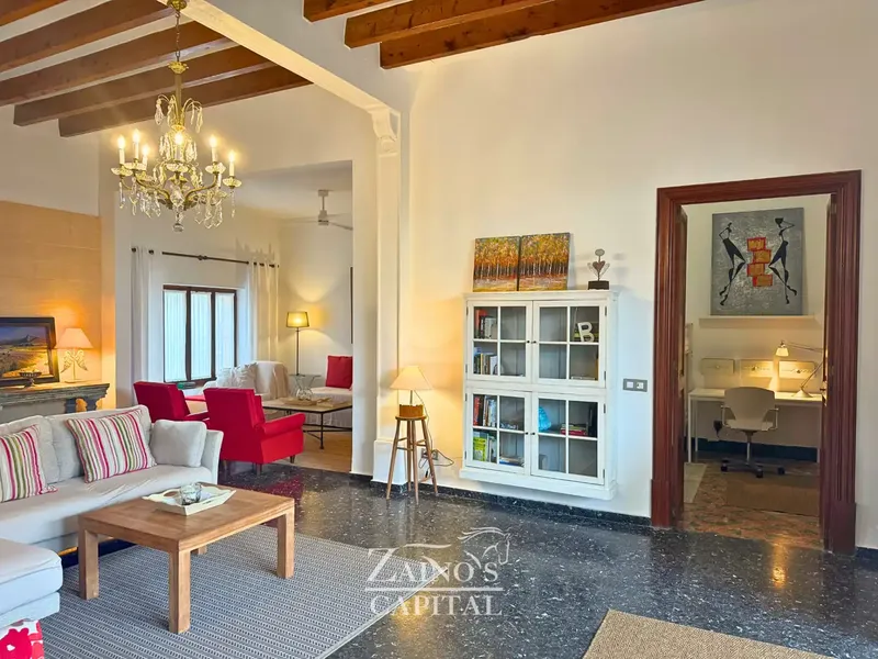 We present a unique opportunity to acquire a home in Colonia de Sant Jordi, located in a privileged environment just 30 meters from the sea. — photo 11