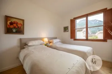 Charming apartment with character near the sea in Sóller — photo 9