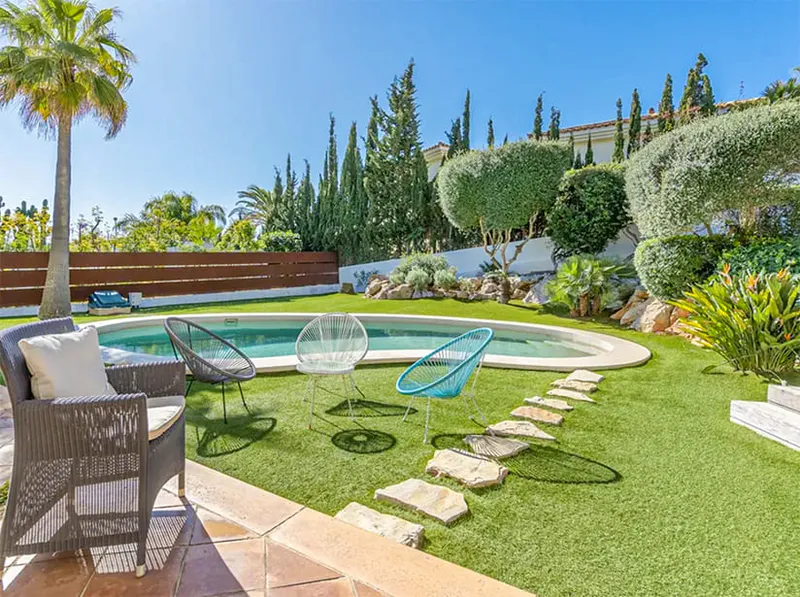 Spacious family villa with garden and pool in Nova Santa Ponsa — photo 3