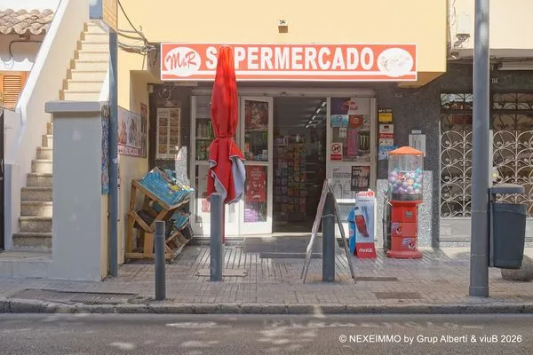 Local on Avenida de Joan Miró 114, El Terreno — photo 2