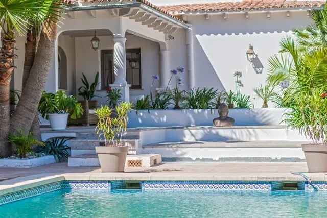 Charming villa for sale close to the beach in Palmanova, Southwest Mallorca — photo 11
