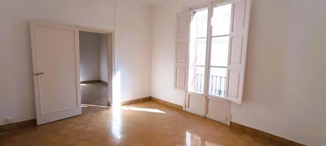 Flat in Palma de Mallorca (La Calatrava) with 206.17 m², 4 bedrooms, 1 bathroom, 300 m from the sea — photo 11