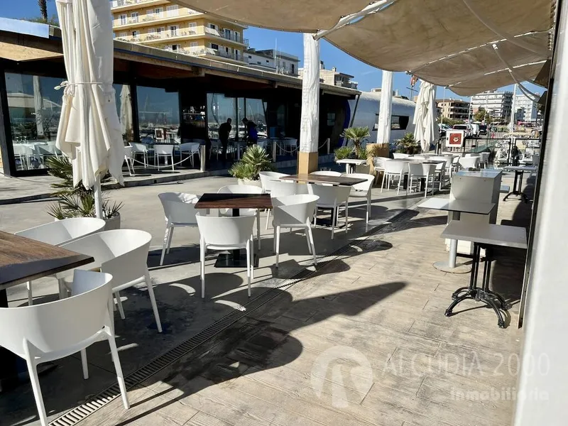 Business premise — photo 6