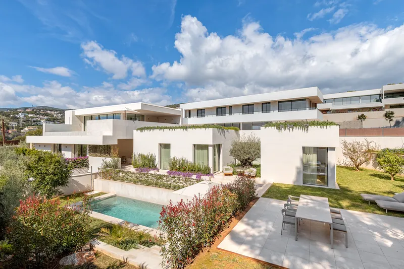 Villa in Portals Nous - Property with sea views and pool — photo 3