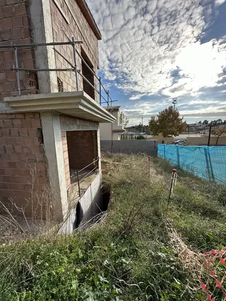 Se vende casa independiente actualmente en construcción, aproximadamente un 40 % ejecutada, en Calvià. — photo 9