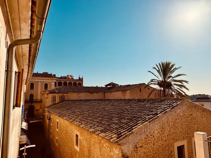 Exceptional opportunity in the historic center of Artà to acquire two adjoining penthouses and join them to create a home — photo 11
