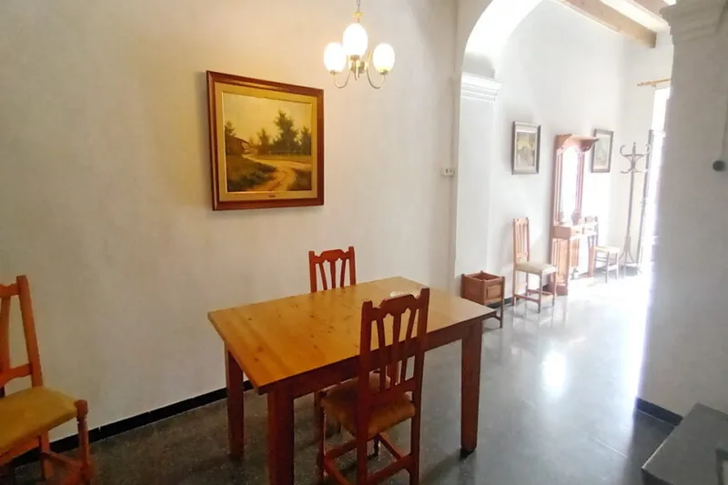 2-storey village house with courtyard, terrace and garage in Llombards — DH 08 — photo 12