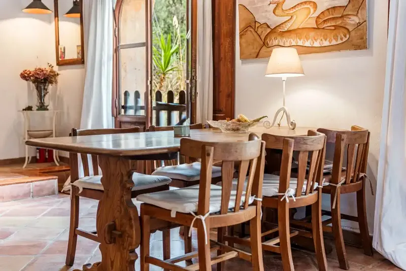 This quiet country house for sale in S'Arracó is magnificently renovated and offers a harmonious combination of traditional Mallorcan charm — photo 7