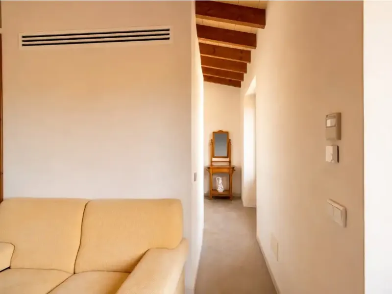 Exclusive Historic Mallorcan Estate with Multiple Dwellings, Agricultural Buildings and Great Tourist Potential in Ariany — photo 9