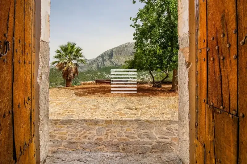 Located among the highest mountains on the island, this beautiful traditional Mallorcan country estate is one of the few remaining on the island — photo 1