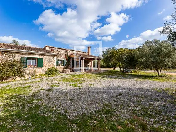 135m² country house for sale in Manacor, Balearic Islands — photo 1