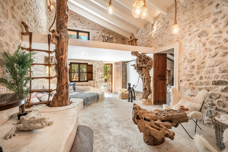 Artist Villa – An Extraordinary Sanctuary for Creativity, Privacy and Refined Living — photo 6