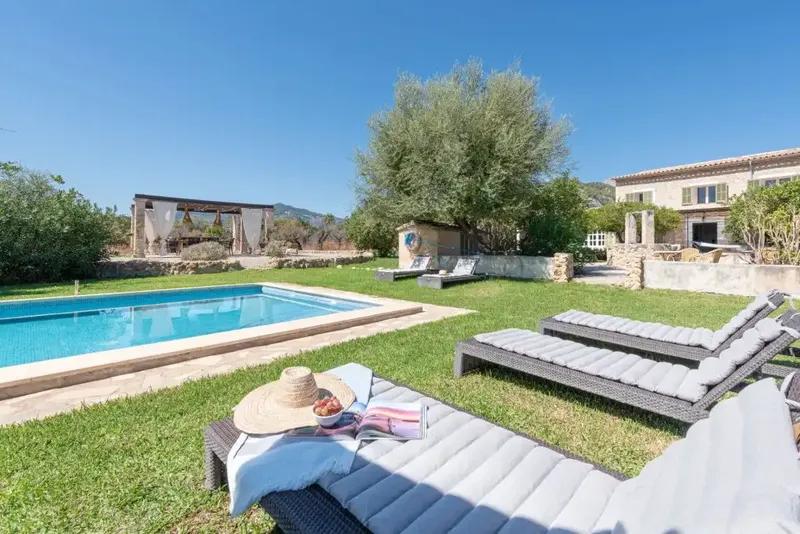 This finca for sale is located on the outskirts of the village of Caimari, at the foot of the Serra de Tramuntana, and combines privacy, space and — photo 1