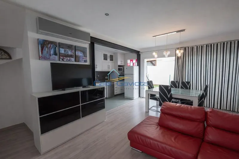 Townhouse — photo 3