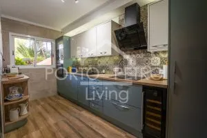 Ref. PRO212 – Spacious ground floor apartment in prime location with fantastic views of the marina Porto Petro, the open sea and the mountains — photo 6