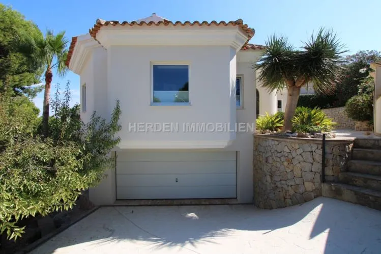 Exclusive Villa with Sea Views in Santa Ponsa, Mallorca — photo 4