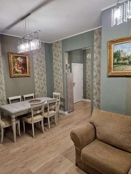 In the central area of Archiduque - Plaza de Toros in Palma, this renovated 1st floor apartment WITH elevator. — photo 9