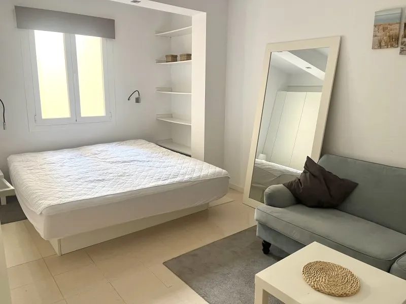 Exclusive apartment with panoramic view on the first line to the sea — photo 6