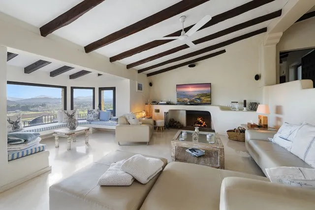 Outstanding sea view villa with holiday license for sale in Puerto Pollensa, Mallorca — photo 8
