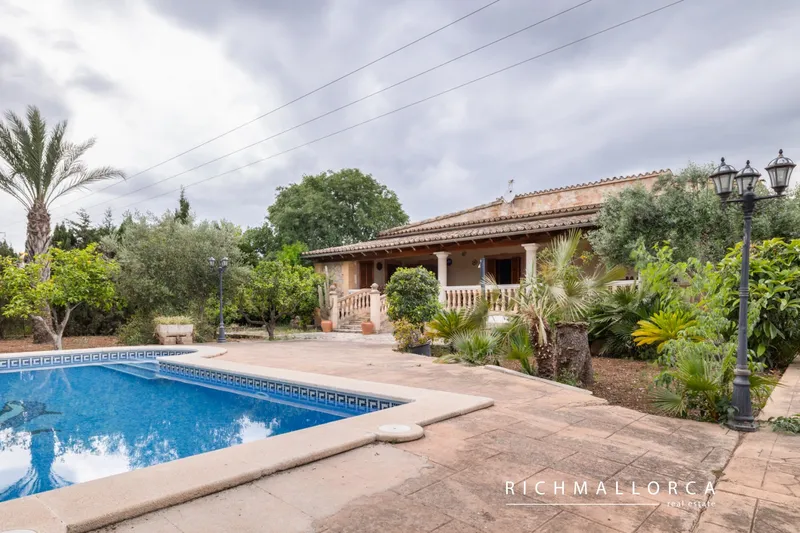 4 bedroom house for sale in Lloseta — photo 2