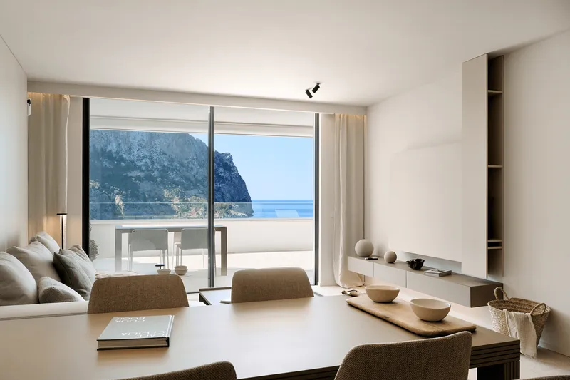 Flat with terrace and pool in Cala Llamp — photo 8