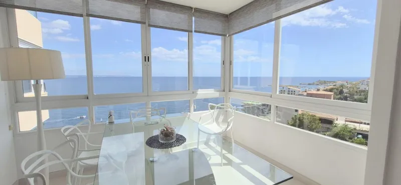 Illetes - Front Line 2 Bedroom Modern Apartment With Amazing Sea Views — photo 6