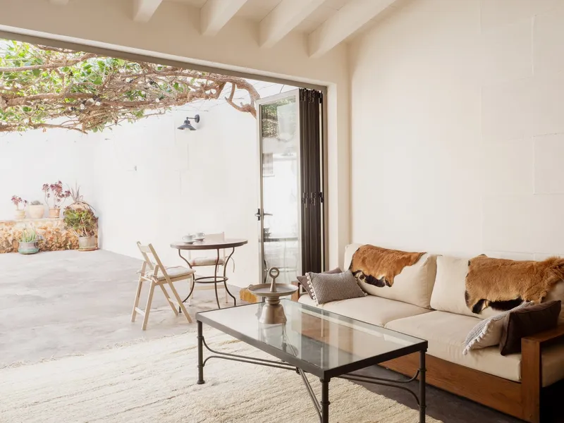 Renovated Townhouse with Garden and Swimming Pool in the Centre of Campos — photo 1