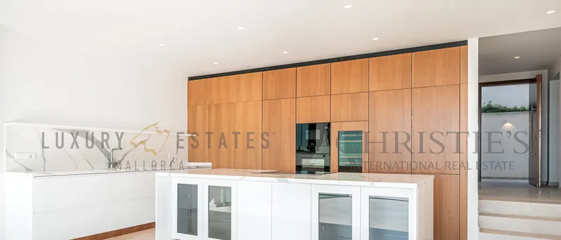 New villa in Portals with great sea views within walking distance of the village — photo 4