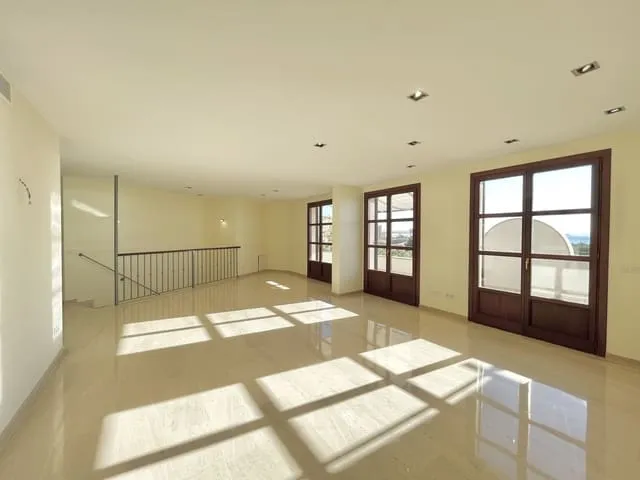 Penthouse for rent in La Calatrava, Palma de Mallorca, Mallorca — photo 11