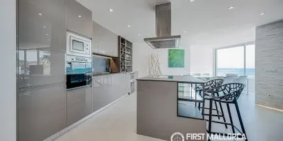 Real estate picture 0 Ref. No. 83304 — photo 2