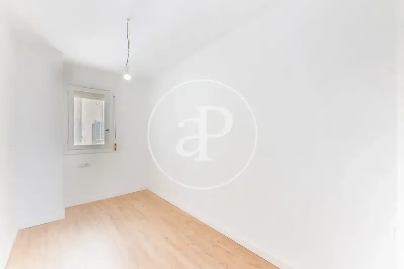 Piso con terraza en venta en Ponent — photo 12