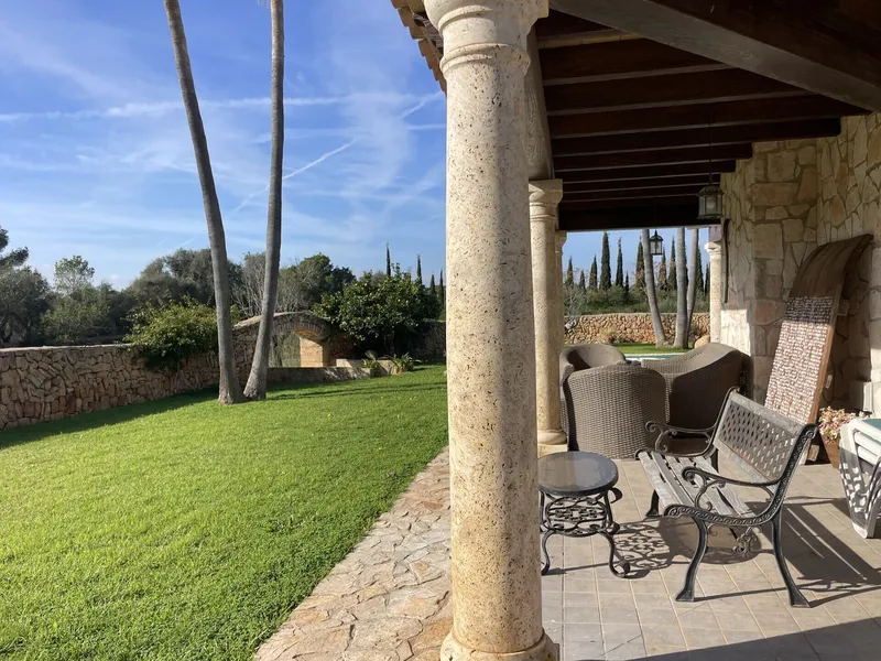 Impressive finca with holiday rental license near Llucmajor — photo 9