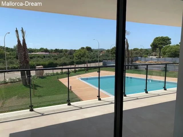 Sa Coma: Newly built apartments near the beach with 3 bedrooms, air conditioning, underfloor heating, underground parking and storage room — photo 4