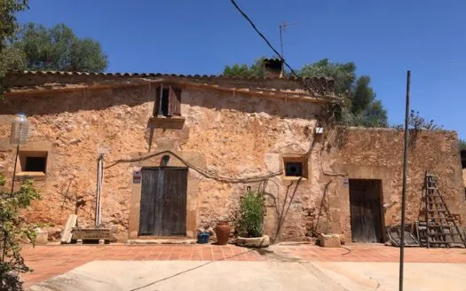 Rustic Finca in Campos — photo 1