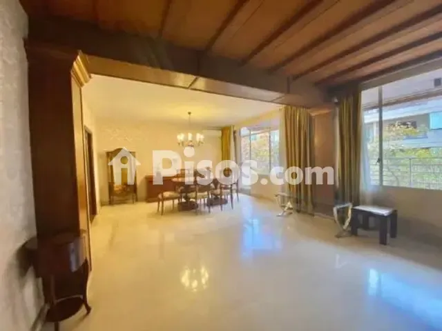 Apartment in Marquès de la Fontsanta — photo 1