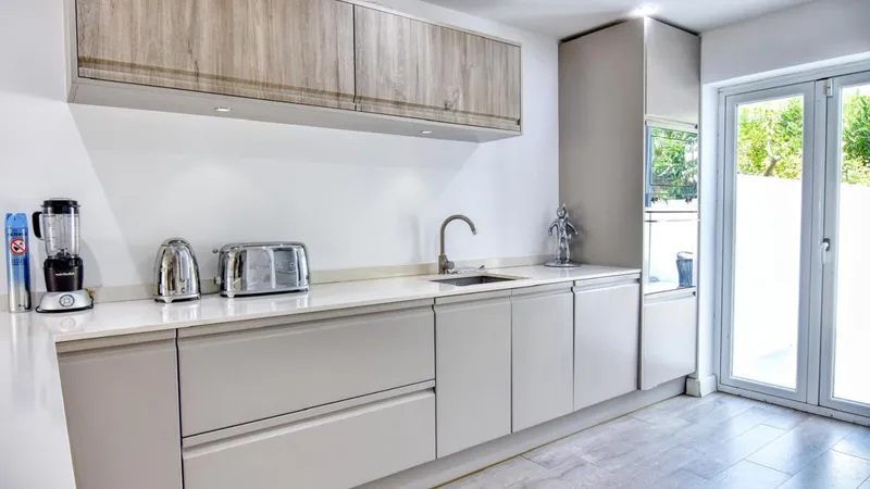 Portals Nous - 3 Bedroom Reformed Townhouse Close To The Village — photo 8
